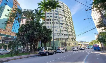 Excelente Apartamento 1 dormitório(s) em Centro - Florianópolis
