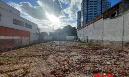 Terreno comercial para alugar na Rua José Victor da Rosa, 749, Barreiros, São José, 637 m2 por R$ 2.300