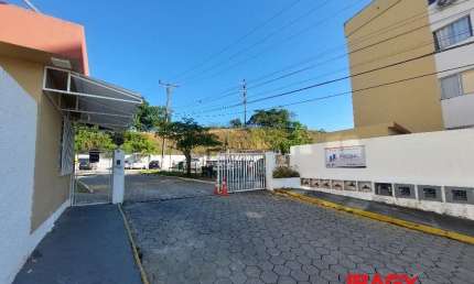Excelente Apartamento 2 dormitório(s) em São Sebastião - Palhoça