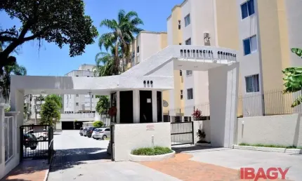 Excelente apartamento 2 dormitório(s) em trindade - florianópolis
