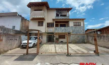 Apartamento com 1 quarto para alugar na Jose Vicente Rosa, 369, Forquilhinhas, São José, 40 m2 por R$ 1.200