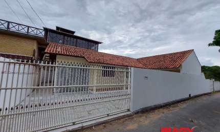 Excelente Casa 3 dormitório(s) em Campeche - Florianópolis
