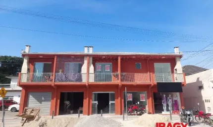 Apartamento com 1 quarto para alugar na Avenida Aniceto Zacchi, 753, Ponte do Imaruim, Palhoça, 46 m2 por R$ 1.390