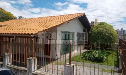 Casa com 4 quartos à venda na Rua Felipe Neves, 71, Estreito, Florianópolis