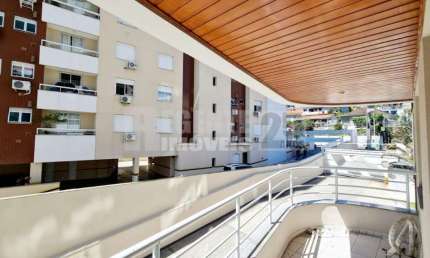 Apartamento com 3 quartos à venda no bairro Agronômica em Florianópolis