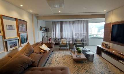 Cobertura duplex à venda no bairro Trindade em Florianópolis