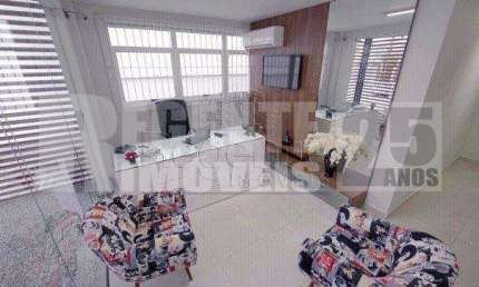 Prédio comercial a venda no bairro Itacorubi em Florianópolis.