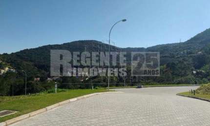 Terreno loteamento fechado à venda no bairro Itacorubi em Florianópolis