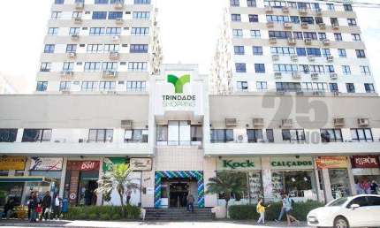 Sala comercial à venda no bairro Trindade em Florianópolis.