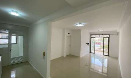Apartamento com 3 quartos à venda no bairro João Paulo em Florianópolis