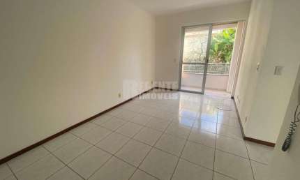 Ótimo apartamento de 2 dormitórios para locação no bairro Trindade!