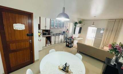 Apartamento à venda no bairro Trindade em Florianópolis