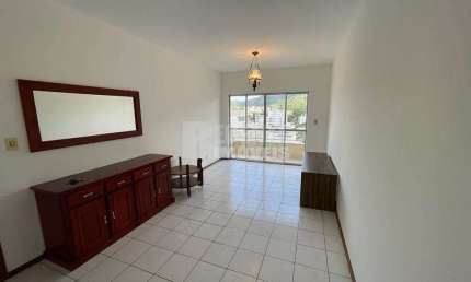 Apartamento à venda no bairro Trindade em Florianópolis