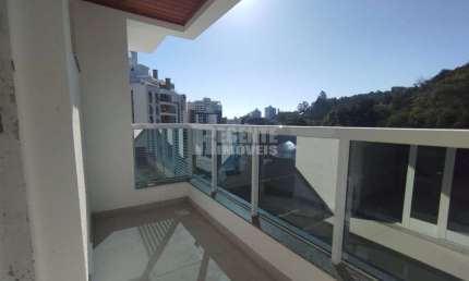Cobertura duplex com 2 suítes + 1 quarto e 2 vagas bairro Itacorubi-Florianópolis