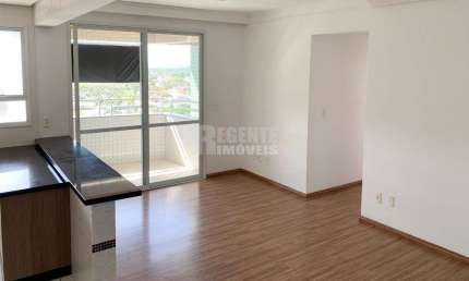 Apartamento à venda no bairro Córrego Grande em Florianópolis