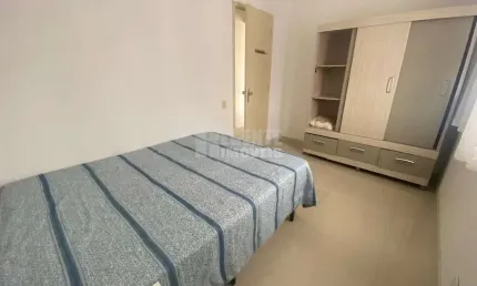 Ótimo apartamento mobiliado de 2 dormitórios no bairro Carvoeira, perto da UFSC!