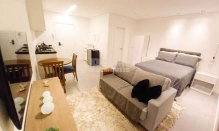 Excelente apartamento recém-construído e mobiliado no bairro Estreito!