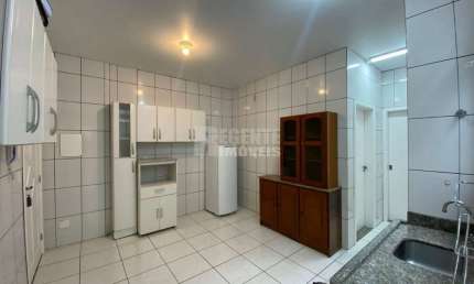 Ótimo apartamento de 2 dormitórios, no bairro Estreito!