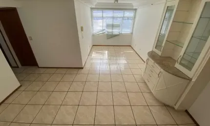 Ótimo apartamento de 3 dormitórios no bairro Itacorubi!