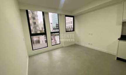 Excelente studio no bairro Trindade, em frente a UFSC!