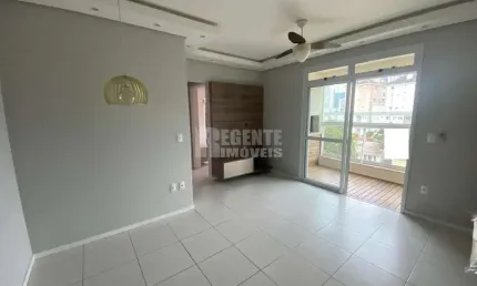 Excelente apartamento de 2 dormitórios no bairro Agronômica!