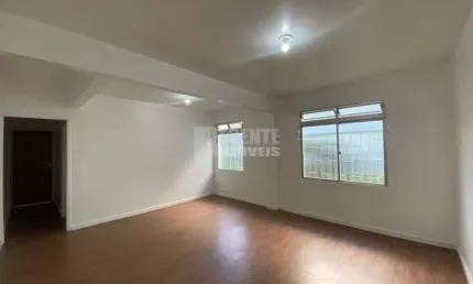 Ótimo apartamento de 2 dormitórios no bairro Trindade!
