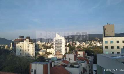 Cobertura à venda no bairro Carvoeira em Florianópolis