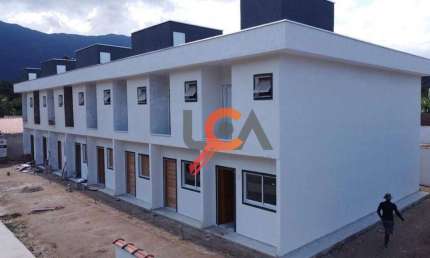 Sobrado com 2 dormitórios à venda, 80 m² por R$ 369.000,00 - Massaguaçu - Caraguatatuba/SP