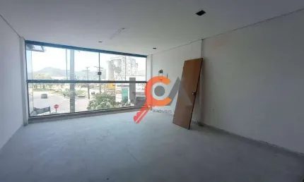 Sala para alugar, 38 m² por R$ 1.800/mês - Sumaré - Caraguatatuba/SP