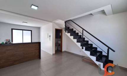 Sobrado com 2 dormitórios à venda, 96 m² por R$ 420.000 - Porto Novo - Caraguatatuba/SP
