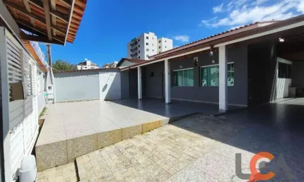 Casa com 4 dormitórios à venda, 205 m² por R$ 1.200.000,00 - Martim de Sá - Caraguatatuba/SP