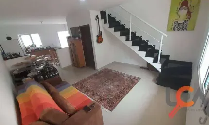 Sobrado com 2 dormitórios à venda, 110 m² por R$ 550.000,00 - Praia das Palmeiras - Caraguatatuba/SP
