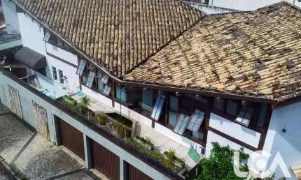 Sobrado com 3 dormitórios à venda, 330 m² por R$ 1.700.000,00 - Jardim Primavera - Caraguatatuba/SP