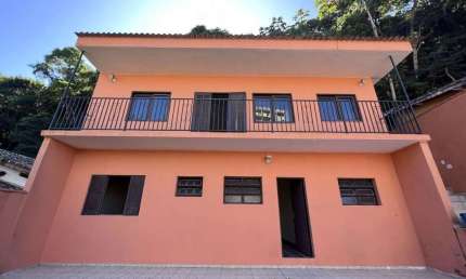Sobrado com 3 dormitórios à venda, 378 m² por R$ 620.000,00 - Prainha - Caraguatatuba/SP