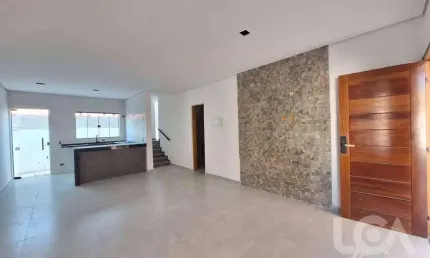 Sobrado com 2 dormitórios à venda, 84 m² por R$ 450.000 - Pontal de Santa Marina - Caraguatatuba/SP