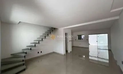 Violetas Sobrado 3 Quartos e 2 Vagas em Morretes Itapema