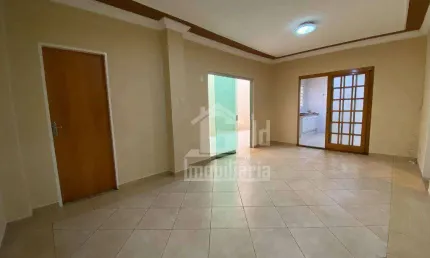 Exclusividade - Casa com 4 dormitórios para alugar, 98 m² por R$ 2.390/mês - Vila Monte Alegre - Ribeirão Preto/SP