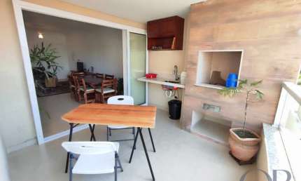 APARTAMENTO COM VARANDA GOURMET DE 95M² NO VIVAMAR.