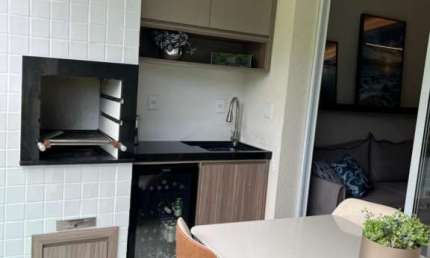 APARTAMENTO TOTALMENTE MOBILIADO COM 2 DORMITÓRIOS NAS TONINHAS.