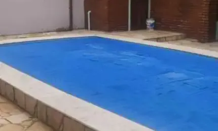 CASA TÉRREA COM 3 DORMITÓRIOS NO CENTRO MAIS EDÍCULA
