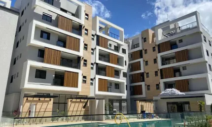 APARTAMENTO NOVO DE ALTO PADRÃO NA PRAIA DA SANTA RITA.
