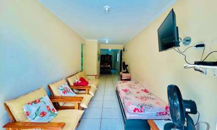 APARTAMENTO COM 2 DORMITÓRIOS NO TENÓRIO APENAS 30 METROS DO MAR.