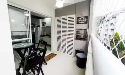 APARTAMENTO MOBILIADO COM 2 DORMITÓRIOS NO PEREQUE-AÇÚ.