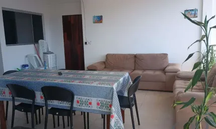 APARTAMENTO MOBILIADO COM 3 DORMITÓRIOS NA BARRA DA LAGOA APENAS 50 METROS DA ORLA.