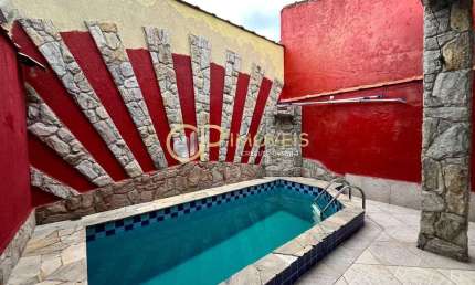 Casa com 3 quartos, Caiçara, Praia Grande - R$ 630 mil, Cod: 770