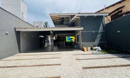 Casa com 4 dormitórios à venda, 236 m² por R$ 1.300.000,00 - Edson Queiroz - For