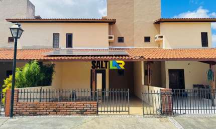 Casa com 3 quartos à venda na Avenida dos Paroaras, 88, Passaré, Fortaleza