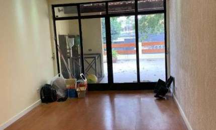 Casa com 3 quartos à venda na Avenida General Mac Arthur, Jaguaré, São Paulo