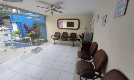 Sala comercial para alugar na Avenida Antônio de Souza Noschese, Parque Continental, São Paulo