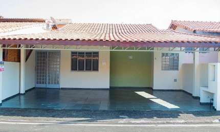 Casa em Condomínio para Venda em Sorocaba, Vila Barcelona, 3 dormitórios, 1 banheiro, 3 vagas
